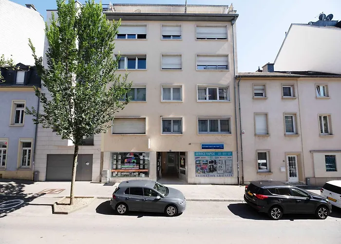 Bright & Stylish 2br In Center Appartement