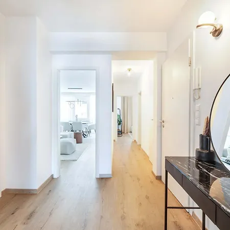 Apartment Center Comfort Workspace And Smart Tv Luxembourg
