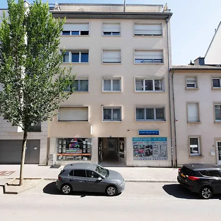 Bright & Stylish 2br In Center Lägenhet